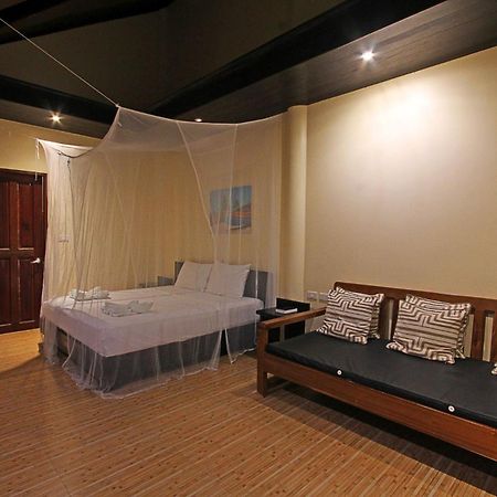 Jonas And Twins Resort Генерал-Луна Экстерьер фото